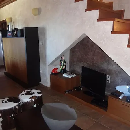 Luxurious In The Surrounding Of A 5 Vila *