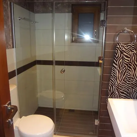 Βίλα Luxurious In The Surrounding Of A 5 *