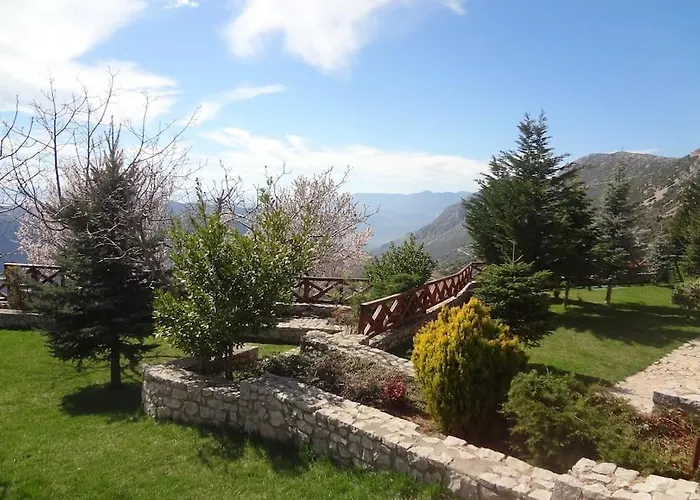 Luxurious In The Surrounding Of A 5 Villa