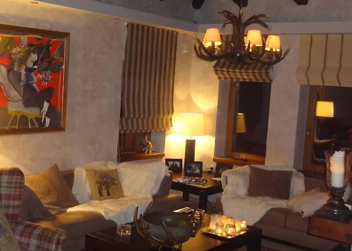 Luxurious In The Surrounding Of A 5 Villa Arachova